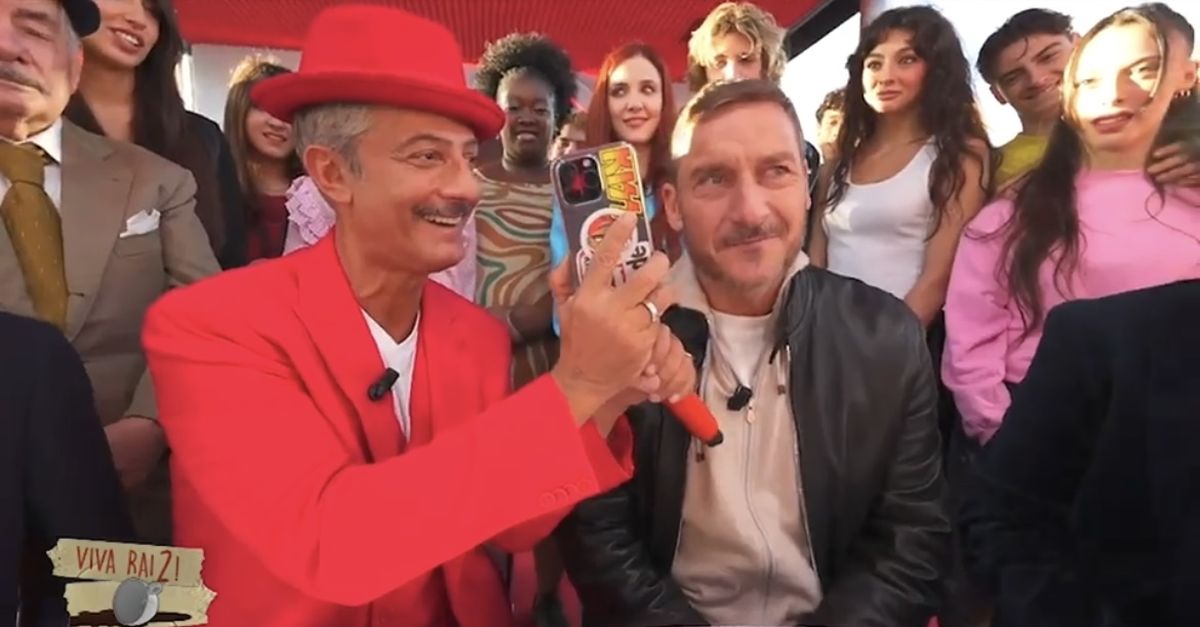 Video Totti E Spalletti Pace Da Fiorello Fissato Un Incontro Speciale