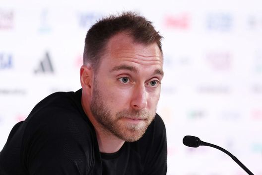 Euro Le Formazioni Ufficiali Di Slovenia Danimarca Gioca Eriksen