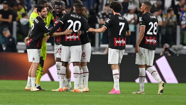 Difesa Milan Manca Luomo Reparto Derbyderbyderby