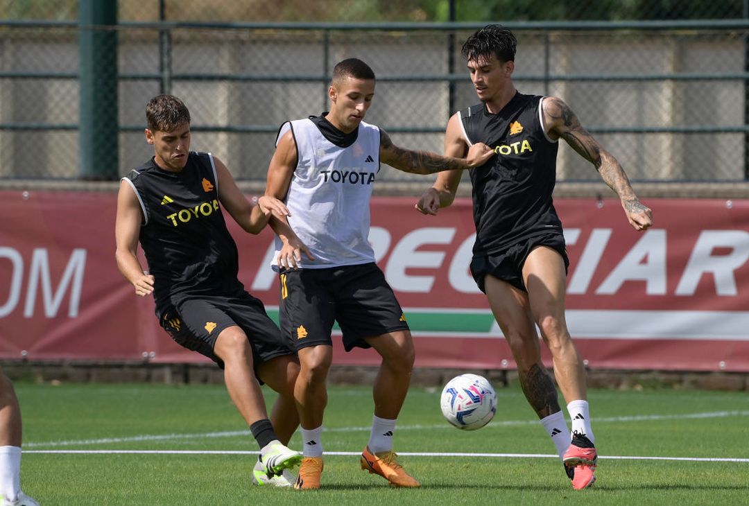 Roma La Ripresa Degli Allenamenti A Trigoria Foto Gallery