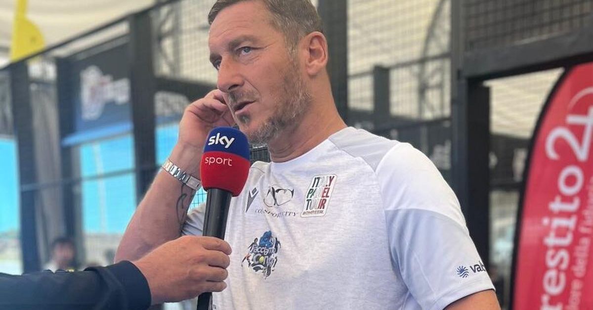 Totti Su De Rossi Tutte Chiacchiere Con I Fischi Fai Fatica Se Non