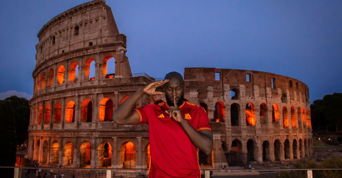 Roma Ufficiale Lukaku Il Primo Shooting Nella Capitale Dybala Torna