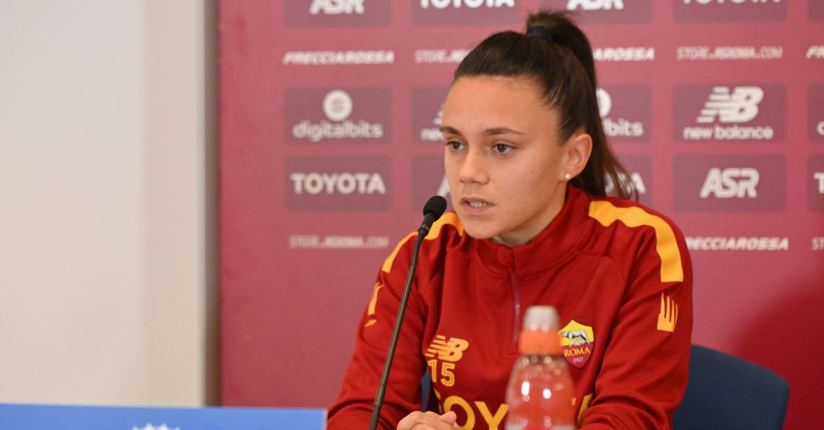 Roma Femminile Problema Muscolare Per La Serturini Forzaroma Info