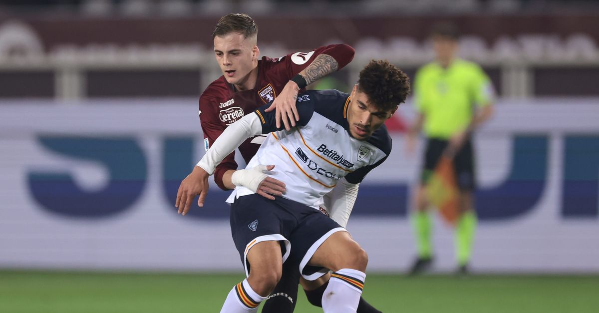 Torino Lecce 2 0 Il Tabellino Nei Granata Ammonito Solo Djidji Toro