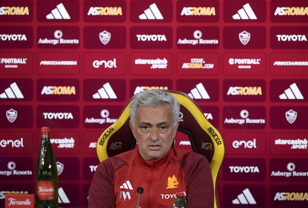 La Conferenza Stampa Di Mourinho Alla Vigilia Del Lecce Foto Gallery