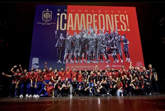 È sempre Clásico: “Puta Barça” durante il discorso di Gavi nella festa Nations spagnola- immagine 2