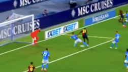 Napoli-Genoa 0-1, Ekhator di tacco porta in vantaggio i rossoblù – VIDEO