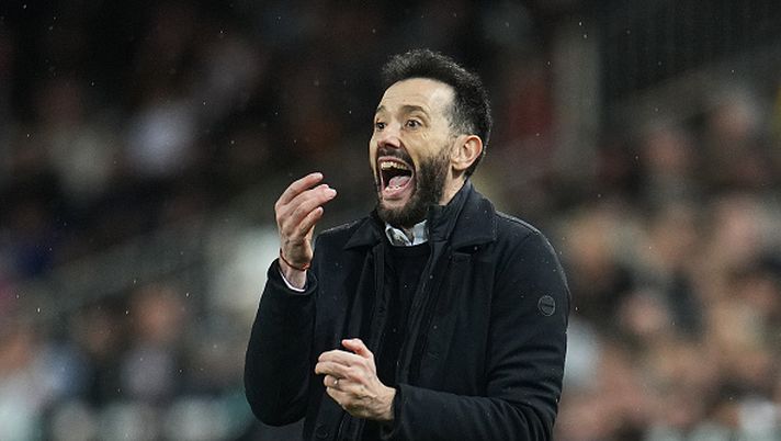 Carlos Corberan, allenatore Valencia (Foto di Aitor Alcalde/Getty Images) Real Oviedo-Valencia, Corberan stufo: “Abbiamo sprecato 55 minuti di partita” - immagine 1