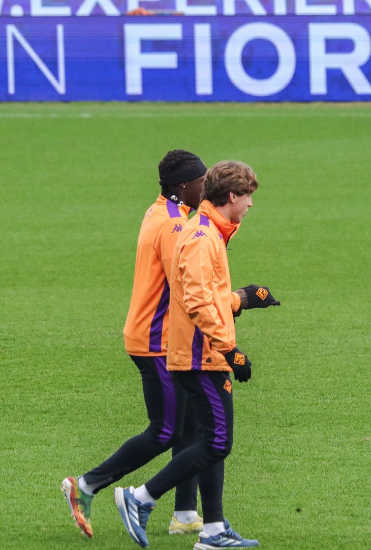 Gallery VN – Allenamento a porte aperte della Fiorentina, le immagini più belle - immagine 45