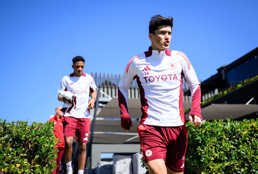 Verso Roma-Juventus: l’allenamento a Trigoria – FOTO GALLERY - immagine 20