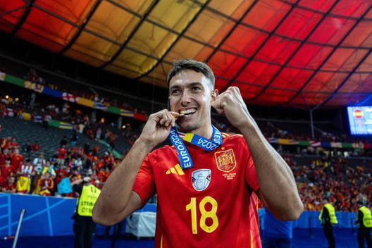 Zubimendi festeggia l'Europeo 2024. (Photo by Sebastian Frej/MB Media/Getty Images) Zubimendi all’Arsenal per 60 milioni: è il terzo colpo più costoso dell’estate- immagine 3
