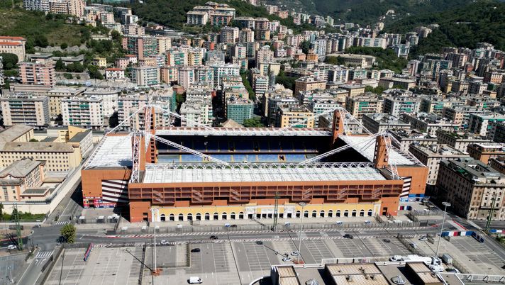 GENOA, ITALY - SEPTEMBER 10: In an aerial view, the Stadio Luigi Ferraris stands on September 10, 2022 in Genoa, Italy. The stadium opened in 1911 and is the oldest stadium still in use for football and other sports in Italy. (Photo by Claudio Villa/Getty Images) Biglietti e allenamenti: il derby del Tigullio entra nel vivo.. - immagine 1