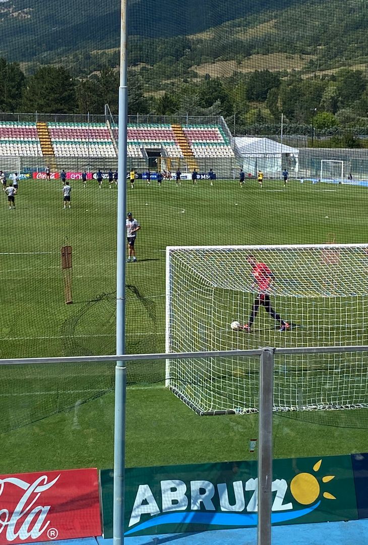 GALLERY Allenamento con i piedi per tre portieri azzurri - immagine 3