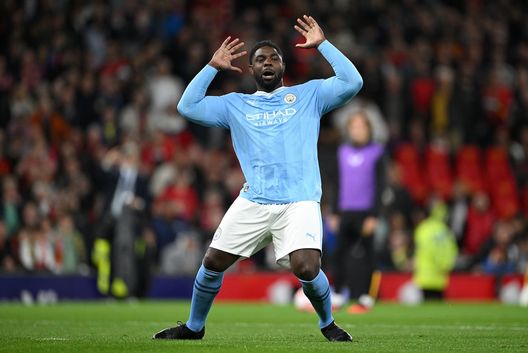 Ex giocatore del Manchester City confessa: “Una volta mi infortunai facendo sesso ma dissi…” Ex giocatore del Manchester City confessa: “Una volta mi infortunai facendo sesso ma dissi…” - immagine 1