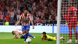 Atletico Madrid, Nico Gonzalez non si accorge di essere ripreso e canta in diretta