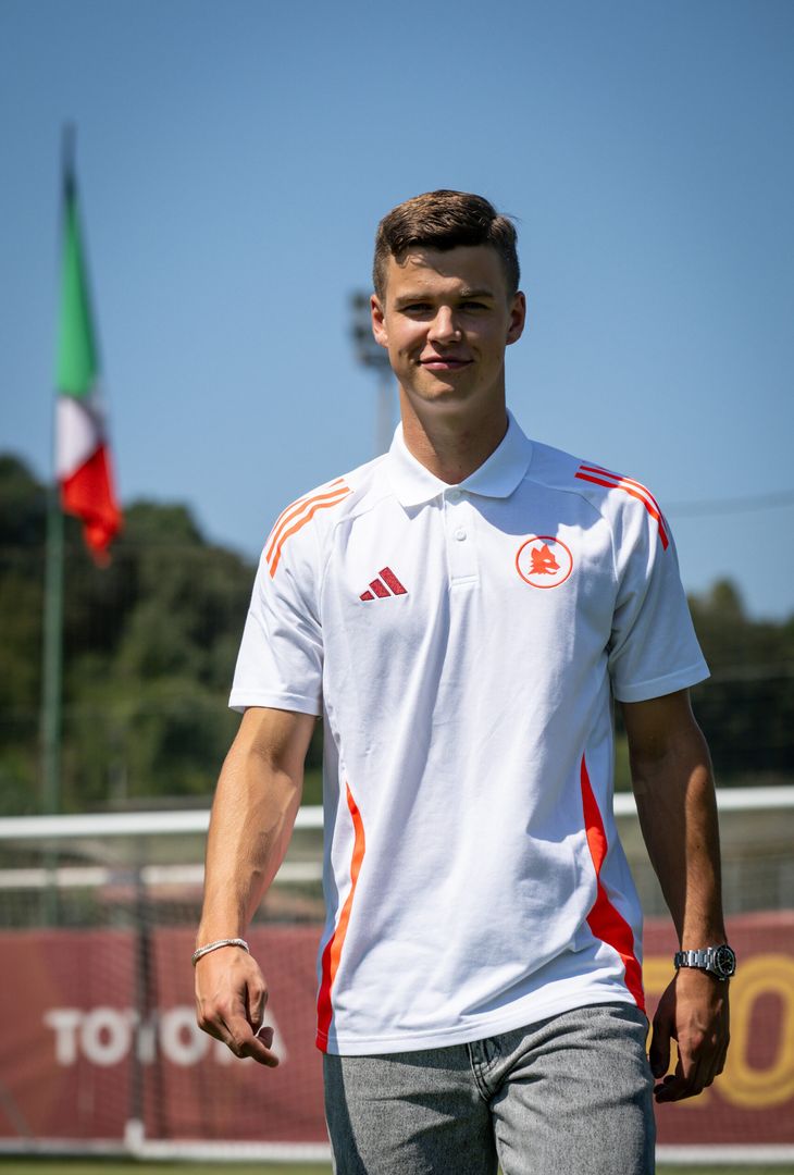 Roma, il primo giorno a Trigoria del neo acquisto Dahl – FOTO GALLERY - immagine 12