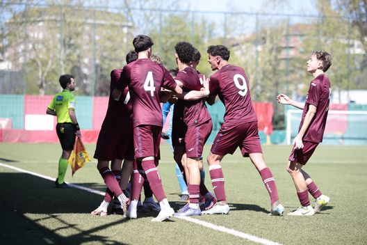 TORINO, ITALY - APRIL 6: Torino Under 16 group celebration after Ramondetti's gol during the Under 16 A-B match between Torino U16 and Juventus U16 at Cit Turin Sports Center on April 6, 2025 in Torino, Italy. Photo: Nderim Kaceli