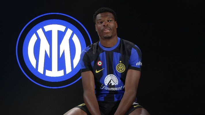 Dumfries: “Non vedo l’ora di iniziare, imparo ogni giorno. Obiettivo scudetto” - immagine 1