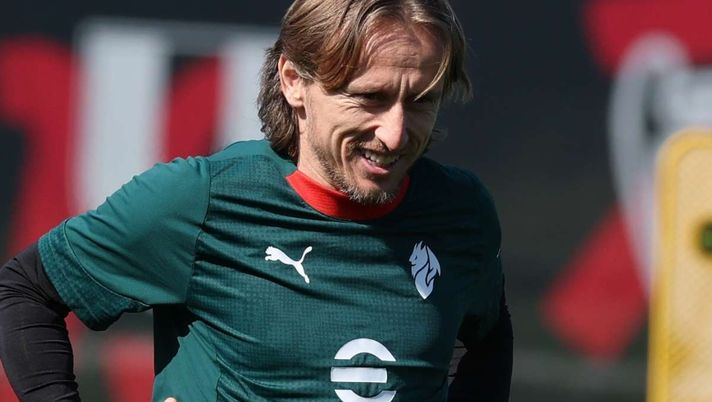 Ema Modric protagonista con il Milan Femminile | AC Milan News (Getty Images) Modric sorride per la figlia: Ema vince la Garino Cup con il Milan Femminile
