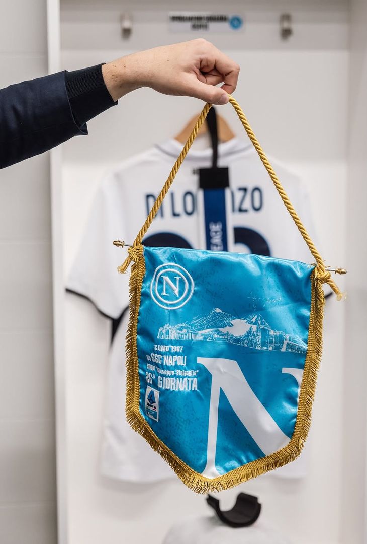 GALLERY Manca sempre meno a Como-Napoli: scelto il colore della maglia degli azzurri - immagine 5