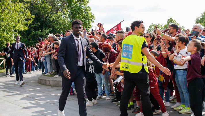 Adopo ai saluti, su Instagram il post d’addio: “Resterò sempre un cuore granata” - immagine 1