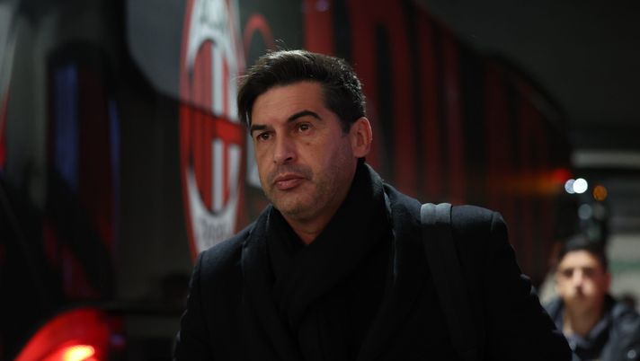 MILAN, ITALY - DECEMBER 03:  Head coach of AC Milan Paulo Fonseca arrives before the Coppa Italia match between AC Milan and Sassuolo at Stadio Giuseppe Meazza on December 03, 2024 in Milan, Italy. (Photo by Claudio Villa/AC Milan via Getty Images)  Milan-Sassuolo-Coppa-Italia-Fonseca-dichiarazioni