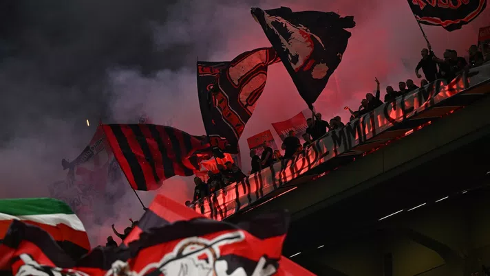 Curva Sud Milano AC Milan Milan-Salernitana 3-3 Serie A 2023-2024