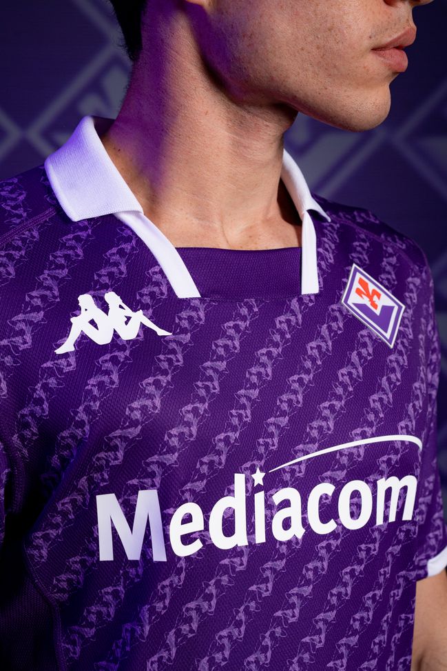Nuova maglia Fiorentina. Tutti i dettagli della Kappa sulla realizzazione- immagine 2
