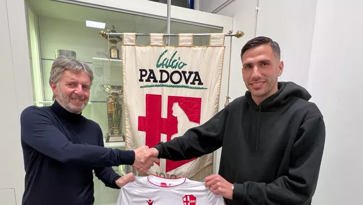 UFFICIALE Padova, ecco il nuovo difensore Pirrello (in prestito con diritto di riscatto) - immagine 1