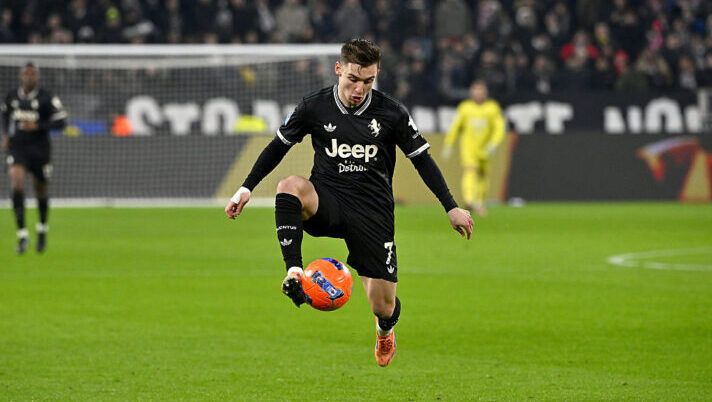 Cagliari-Juve, formazioni ufficiali: da Conceicao a Yildiz, Di Gregorio, Mina e S. Esposito, tutte le scelte - immagine 1