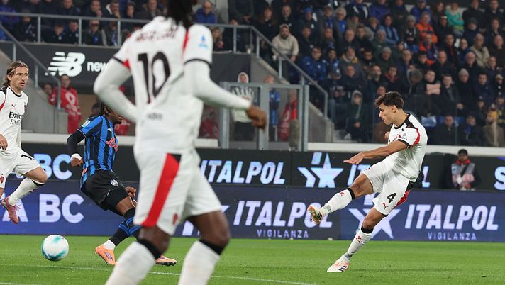 BERGAMO, ITALY - OCTOBER 28:  Samuele Ricci of AC Milan scores the goal during the Serie A match between Atalanta BC and AC Milan at Gewiss Stadium on October 28, 2025 in Bergamo, Italy. (Photo by Claudio Villa/AC Milan via Getty Images)  atalanta-milan-dichiarazioni-parole-dazn-ricci-gewiss-stadium-diretta-live-serie-a