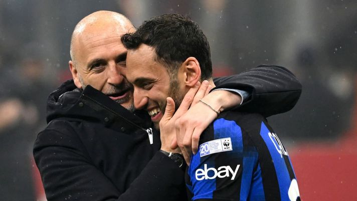 Calhanoglu, Ausilio tuona con l’agente: “Gli ha fatto sapere di non tollerare che…” - immagine 1