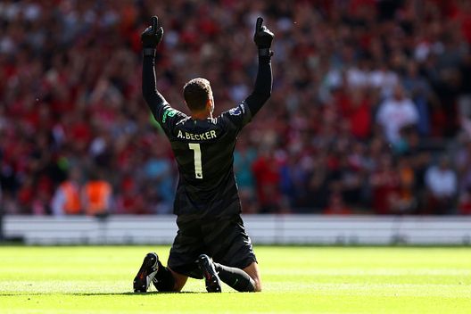 Carragher attacca il Liverpool: “Col Psg la più grande rapina del calcio”- immagine 3