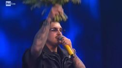 Geolier cuore d’oro: la dedica a Daniele Caprio, 17enne di Napoli morto per cancro