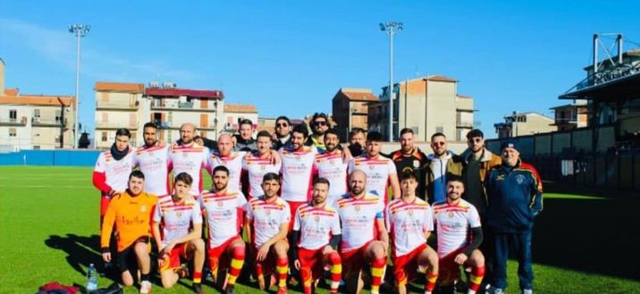 Dilettanti siciliani, la sua squadra arriva seconda: ma il ds si inginocchia e Alessandra dice sì…- immagine 2