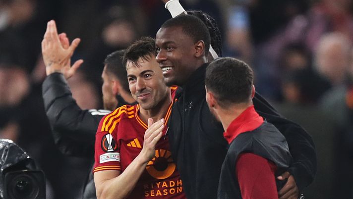 Roma in semfinale di Europa League: anche Ndicka in campo per i festeggiamenti - immagine 1