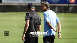 FOTO, Osti e Inzaghi riunione in campo prima degli allenamenti