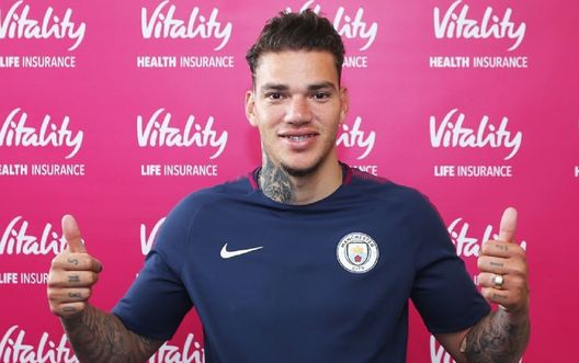 Ederson: “Julio Cesar mi ha insegnato molte cose, anche fuori dal campo. Mi ha anche…”- immagine 3