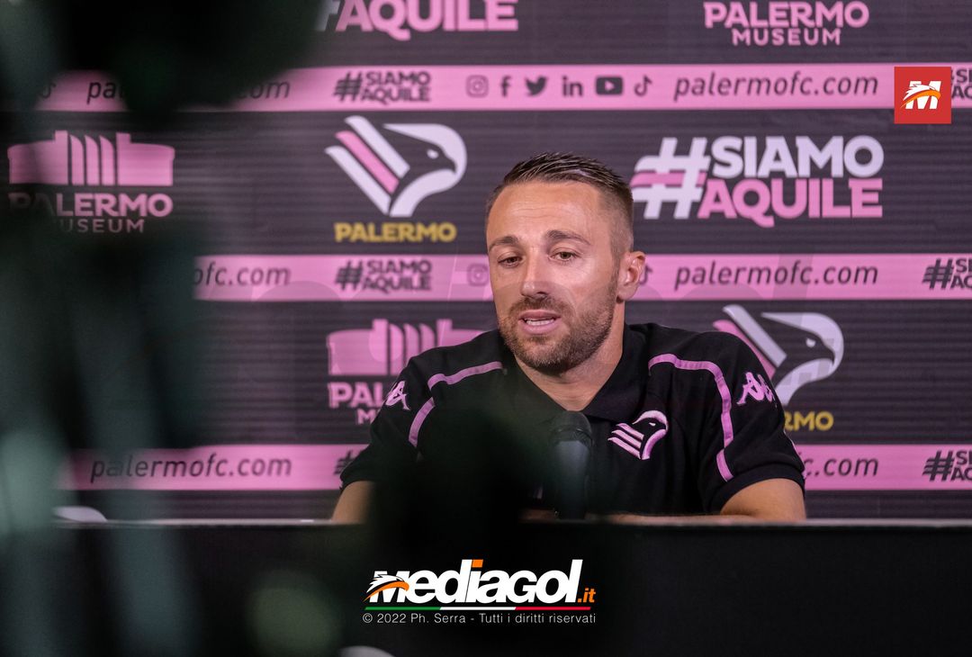 FOTO RITIRO PALERMO, Roberto Floriano in conferenza stampa (Gallery) - immagine 23