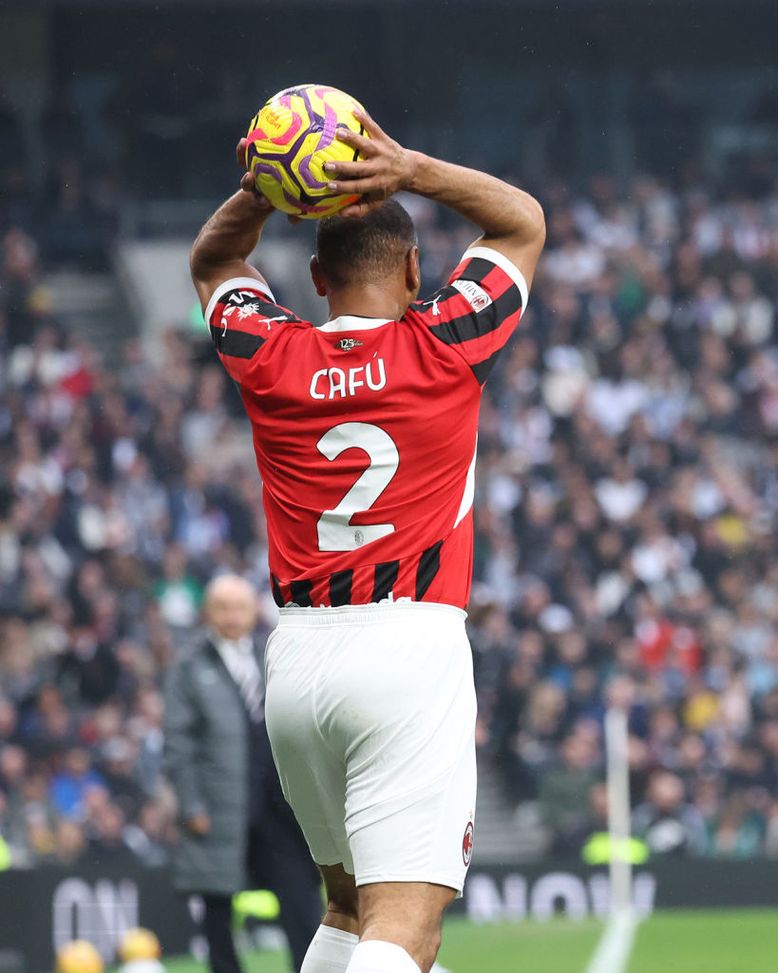 numeri-2-storia-milan-pervis-estupinan-maldini-baresi-cafu-tassotti-azaghi