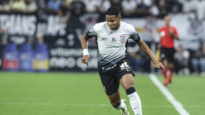 Vergogna in Brasile,  testa di maiale lanciata durante Corinthians-Palmeiras - immagine 1