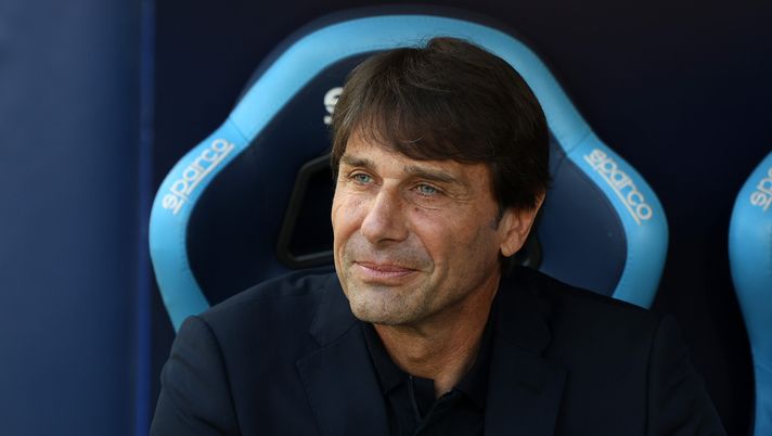 Antonio Conte saluta quella che per due anni è stata casa sua, ossia Napoli, con una vittoria: i giudizi della stampa nostrana. conte napoli