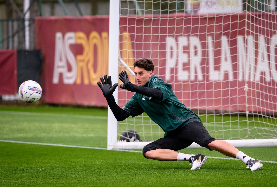 Trigoria, l’allenamento a tre giorni da Inter-Roma – FOTO GALLERY - immagine 49