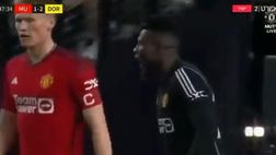 United ko contro il Dortmund, un errore di Maguire fa infuriare così Onana – VIDEO