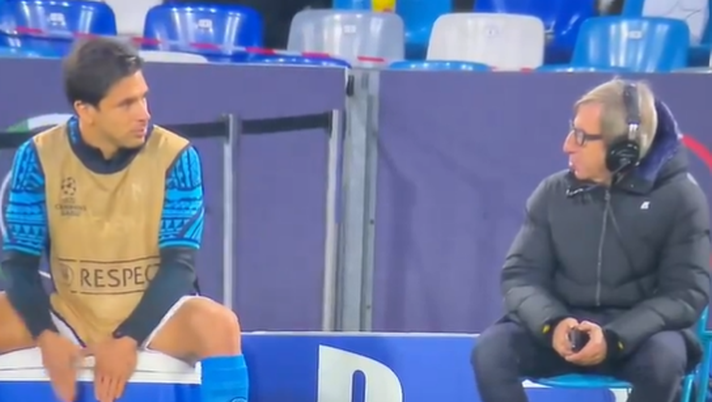 VIDEO Simeone-Ugolini, il siparietto a bordocampo: “Chi entra prima?” - immagine 1