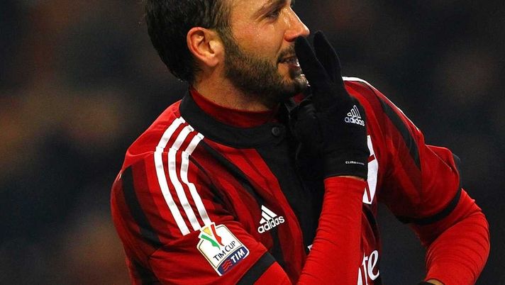 Giampaolo Pazzini, ex attaccante del Milan, qui nella stagione 2014-2015 | AC Milan News (Getty Images) Pazzini: 'Scudetto, Milan sottovalutato: a me piace molto. Allegri sa come si sta in alto'