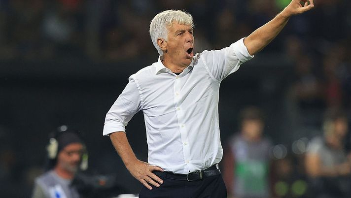 PISA, ITALY - AUGUST 30: Gian Piero Gasperini, manager of AS Roma, gestures during the Serie A match between Pisa SC and AS Roma at Arena Garibaldi on August 30, 2025 in Pisa, Italy. (Photo by Gabriele Maltinti/Getty Images) La Roma di Gasp va al raddoppio - immagine 1