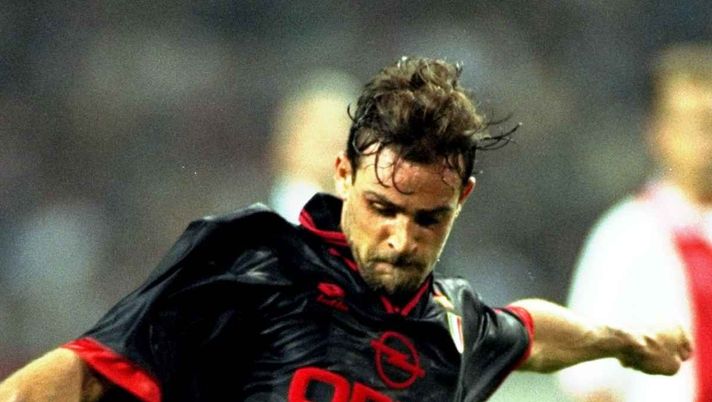 Marco Simone (ex attaccante AC Milan) | AC Milan News (Foto Getty Images) Milan, Simone: 'Allegri porta risultati, però non gli perdono questa cosa...'