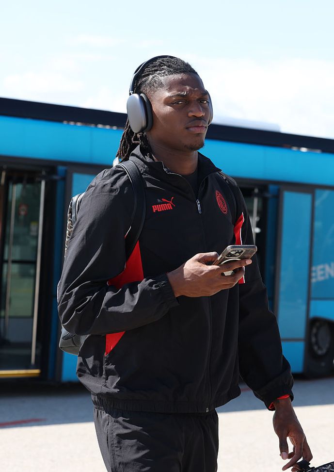 leao-milan-post-social-instagram-calciomercato-messaggio-john-wick-palestra