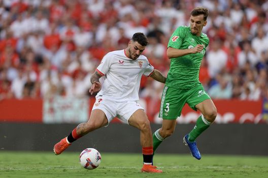 Isaac Romero e Marcos Llorente (Photo by Fran Santiago/Getty Images) Isaac Romero